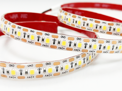 LightMore LED HIGH LUMEN strip. 9W/m. 170lm/w. 3500K. 30cm ledning i begge ender. rød 3M Tape. 5m IP65