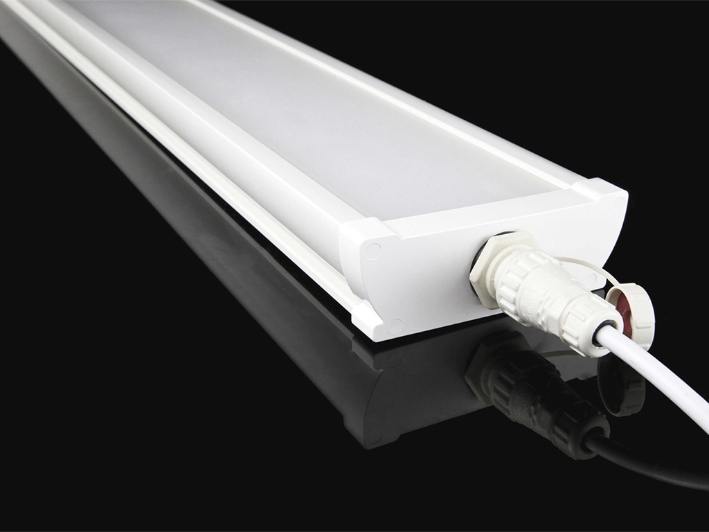 High-Lux LED armatur HVID 150/120 cm. NW/WW