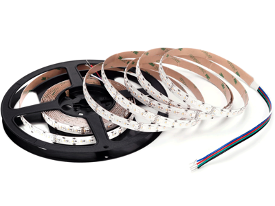 LED TrueColor RGBW strip 5 meter. 24V. 19.2W/m. 240 LED/m. IP20. 20 cm. tilslutning begge ender. rød 3M tape